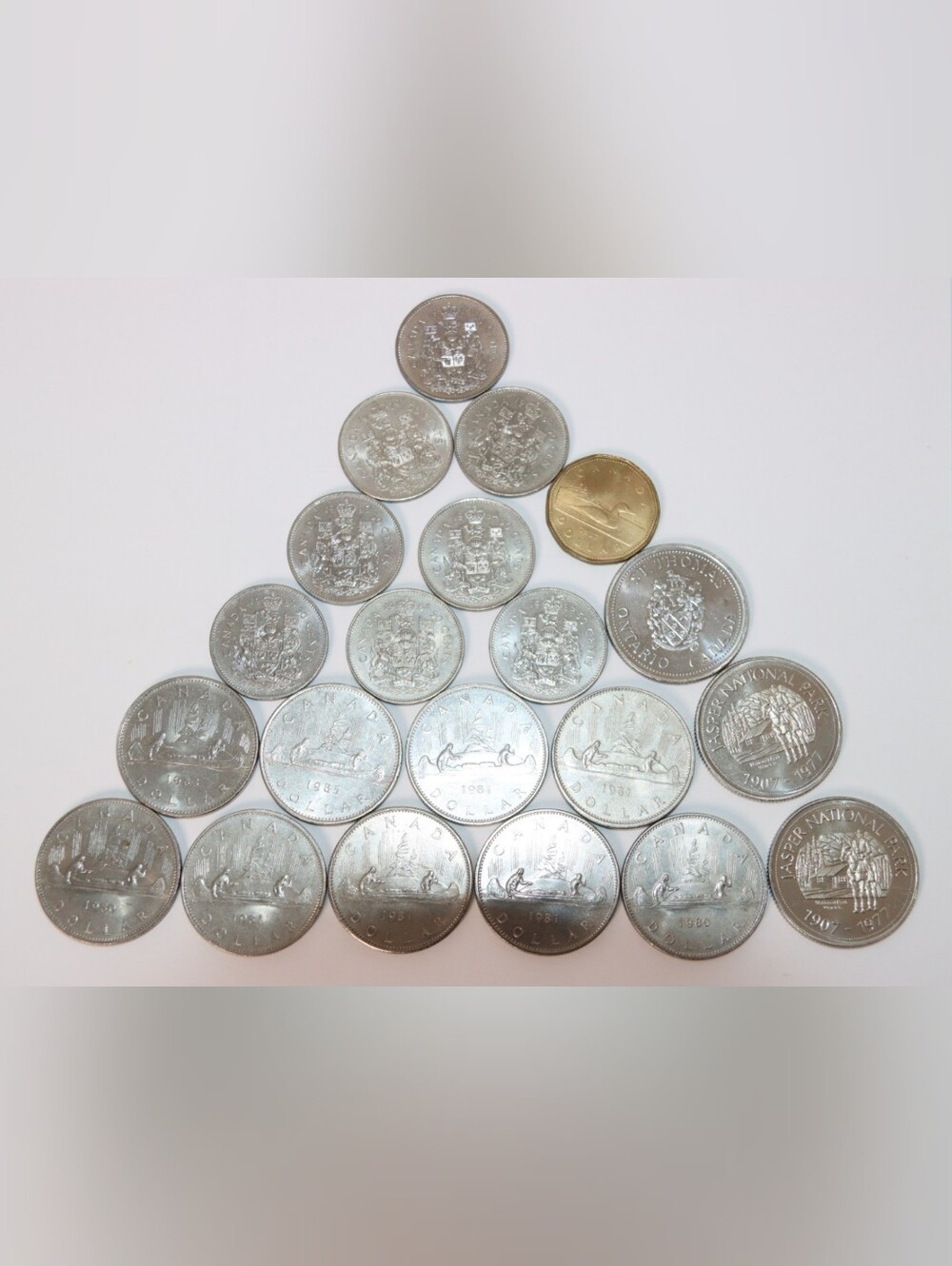 1980s Canada Dollar, 50 Cent Collection